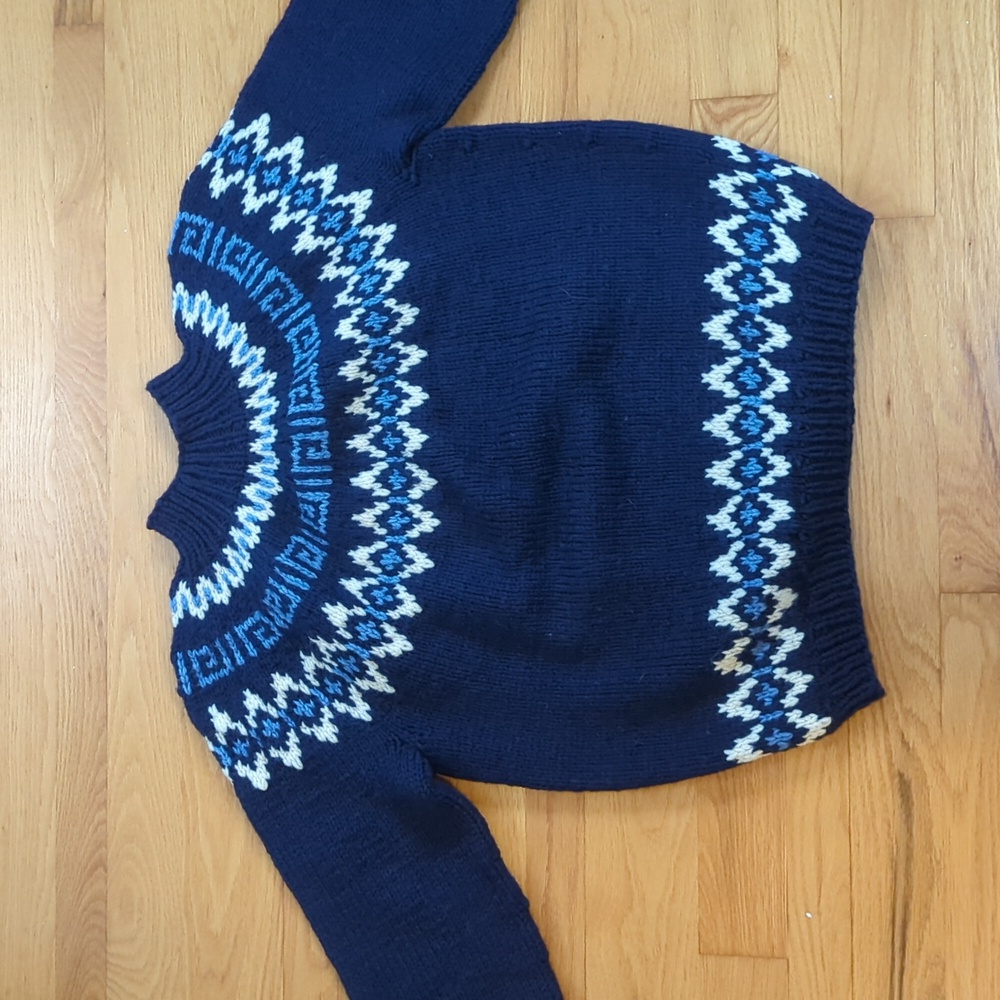 Wool sweater - Picture 2 of 7